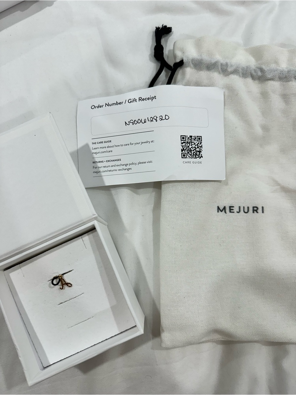 Mejuri Scissors Pendant – 14k Gold Vermeil – Brand New in Box with Receipt